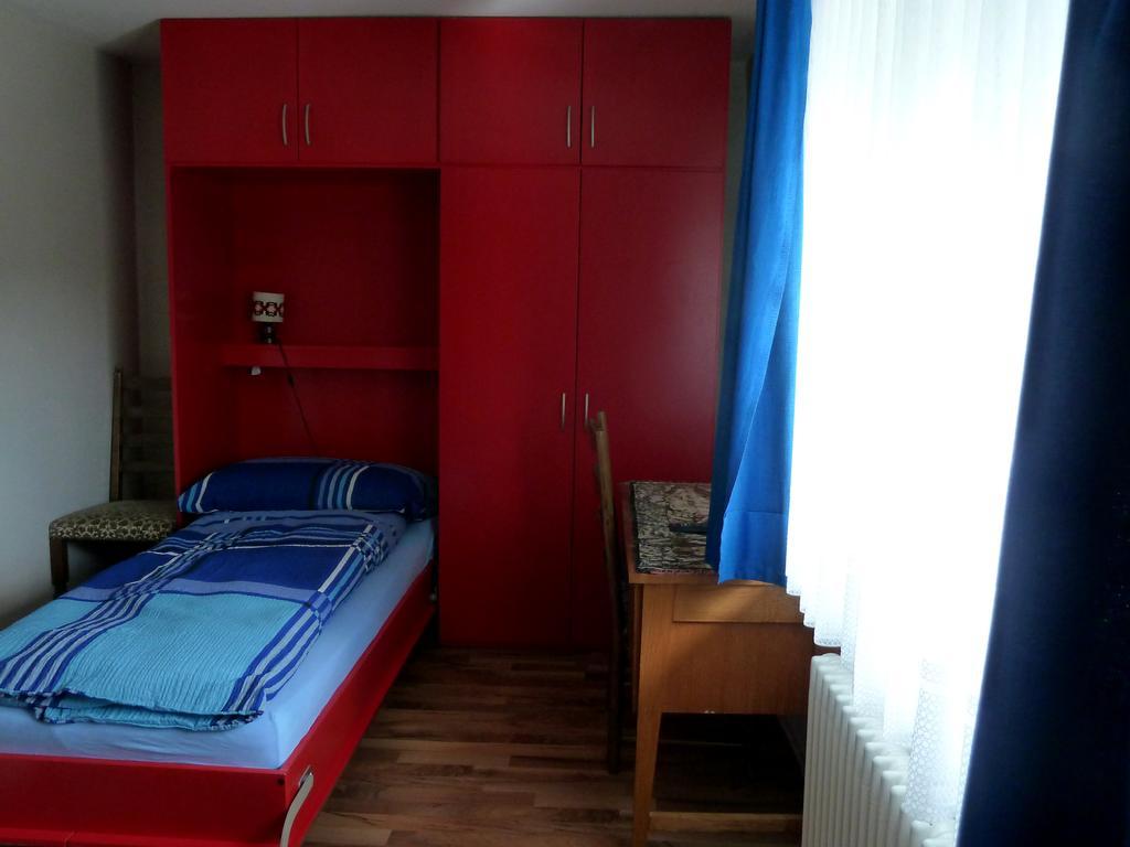 וויליסאו Backpackers Gasthaus Post חדר תמונה